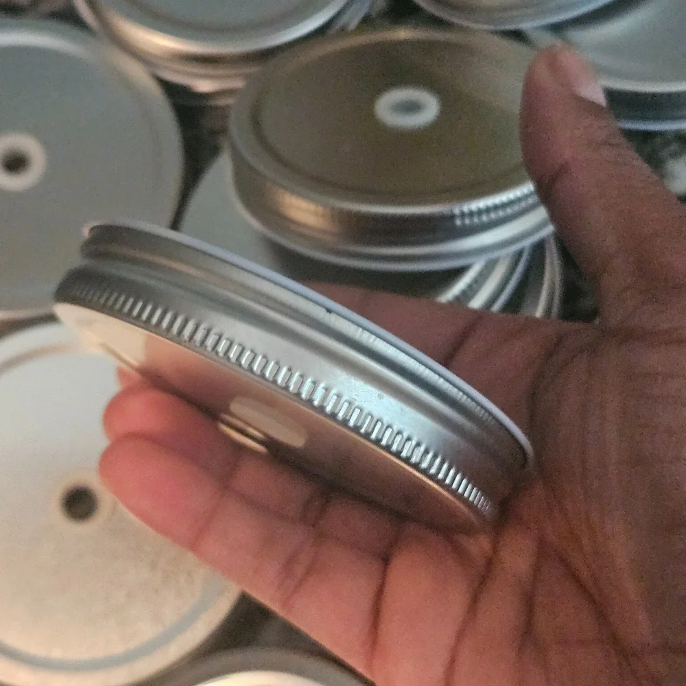 silver-colored tinplate‎ mason jar lids straw silicone center 20pcs